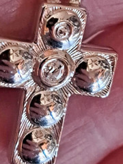 ESTATE FIND SILVERTONE 6 CUBIC ZIRCONIA CROSS – APPROX. 3/4″L – SWAN MARKING