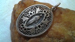VINTAGE STERLING SILVER LARGER 1 1/2″ 7g CATHOLIC VIRGIN MARY «MIRACULOUS MEDAL»