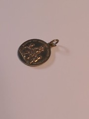 St. Dominic Queen of the Most Holy Rosary Medal Pendant Pray For Us Gold Tone
