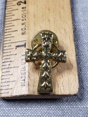 Vintage Pin Celtic Cross Christian Religious Gift B10
