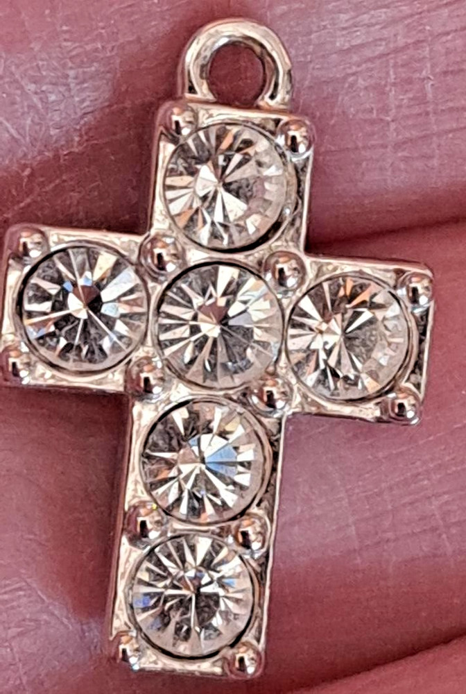 ESTATE FIND SILVERTONE 6 CUBIC ZIRCONIA CROSS – APPROX. 3/4″L – SWAN MARKING