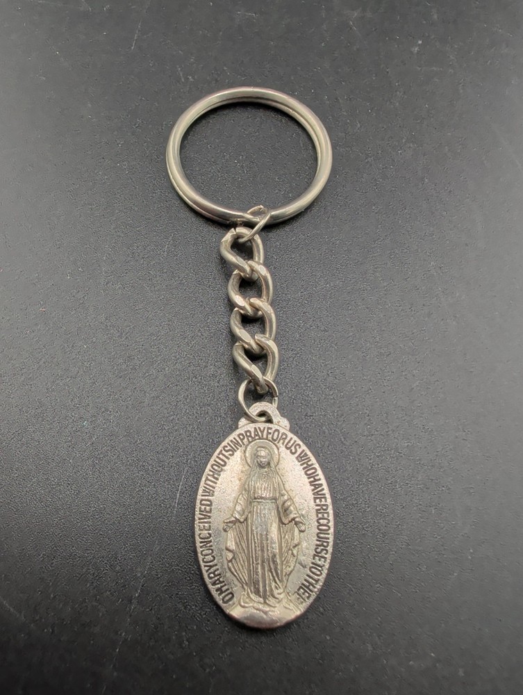 Vintage Miraculous Medal KeyChain Virgin Mary Catholic Silver Tone