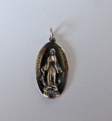 Vintage Chapel Solid Sterling Silver Miraculous Medal Pendant Virgin Mary 1830