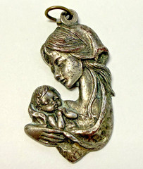 Vintage Silver Tone Metal Virgin Mary And Jesus Mother Child Holy Pendant Italy