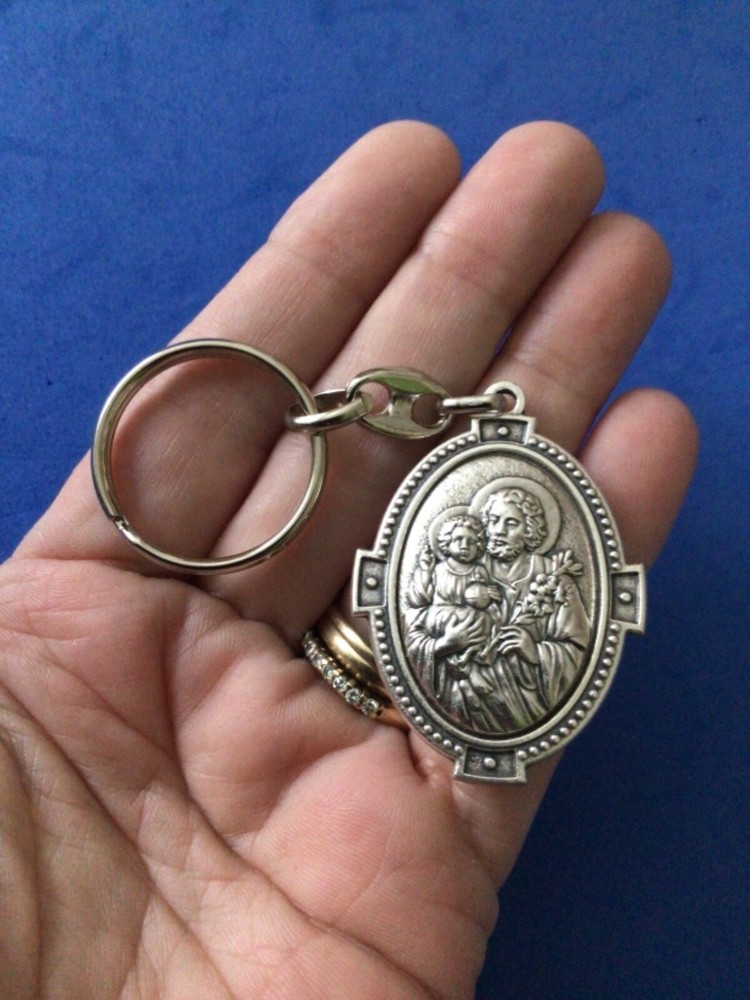 HOLY FAMILY, ST JOSEPH Devotion Saint KEY CHAIN Italy Two Sided Silver Tone