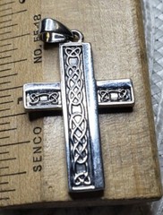 Vintage pendant medal Celtic knot Irish silver tone cross Christian G71