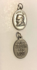 Padre Pio Silver tone oval medal, New from Italy #16