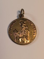 St. Dominic Queen of the Most Holy Rosary Medal Pendant Pray For Us Gold Tone