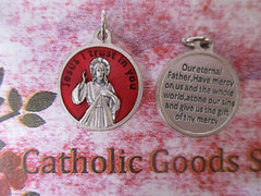 Divine Mercy – Red – Silver Tone Round – Medal 171-34-2812