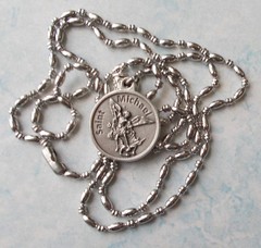 Rare ARCHANGEL St MICHAEL Saint Medal NECKLACE Pendant Angel Stainless Chain 30″