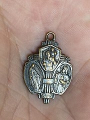 Vtg St Christopher Medal Protect Us Mary Jesus AVE Cross Pendant Charm 25mmx17mm