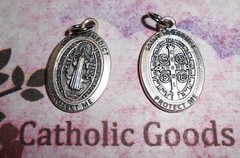 Medalla De San Benito – St Benedict – Premium Oval Silver tone OX 1″ Medal