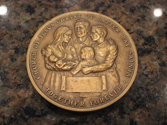 Vintage 70s LDS Mormon Washington Temple TOGETHER FOREVER 2.5″ Round BRONZE Coin