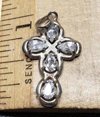 Vintage medal pendant Sterling silver 925 cubic zirconia cross G98