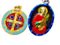 2 VINTAGE GOLD & SILVER TONE METAL RELIGIOUS 2 SIDES BLUE ENAMEL CHARMS 1″